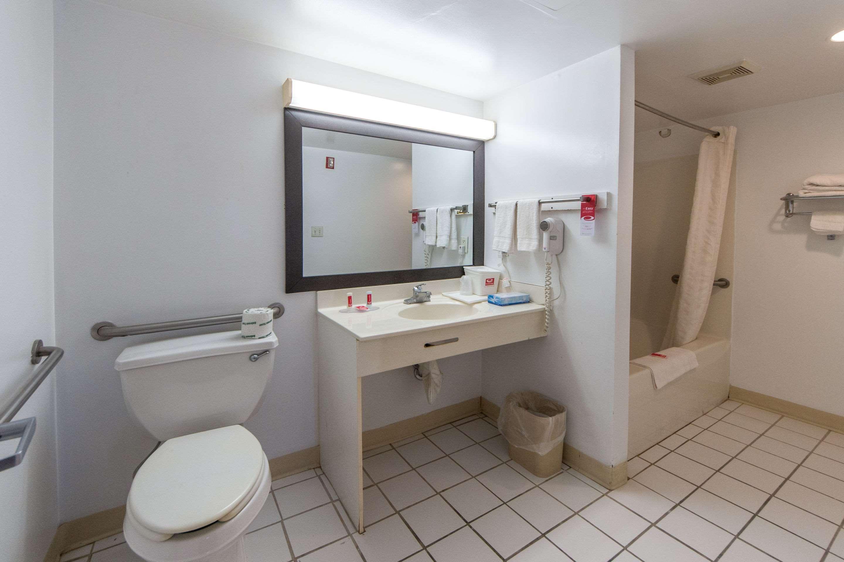 Econo Lodge Ruther Glen Kültér fotó