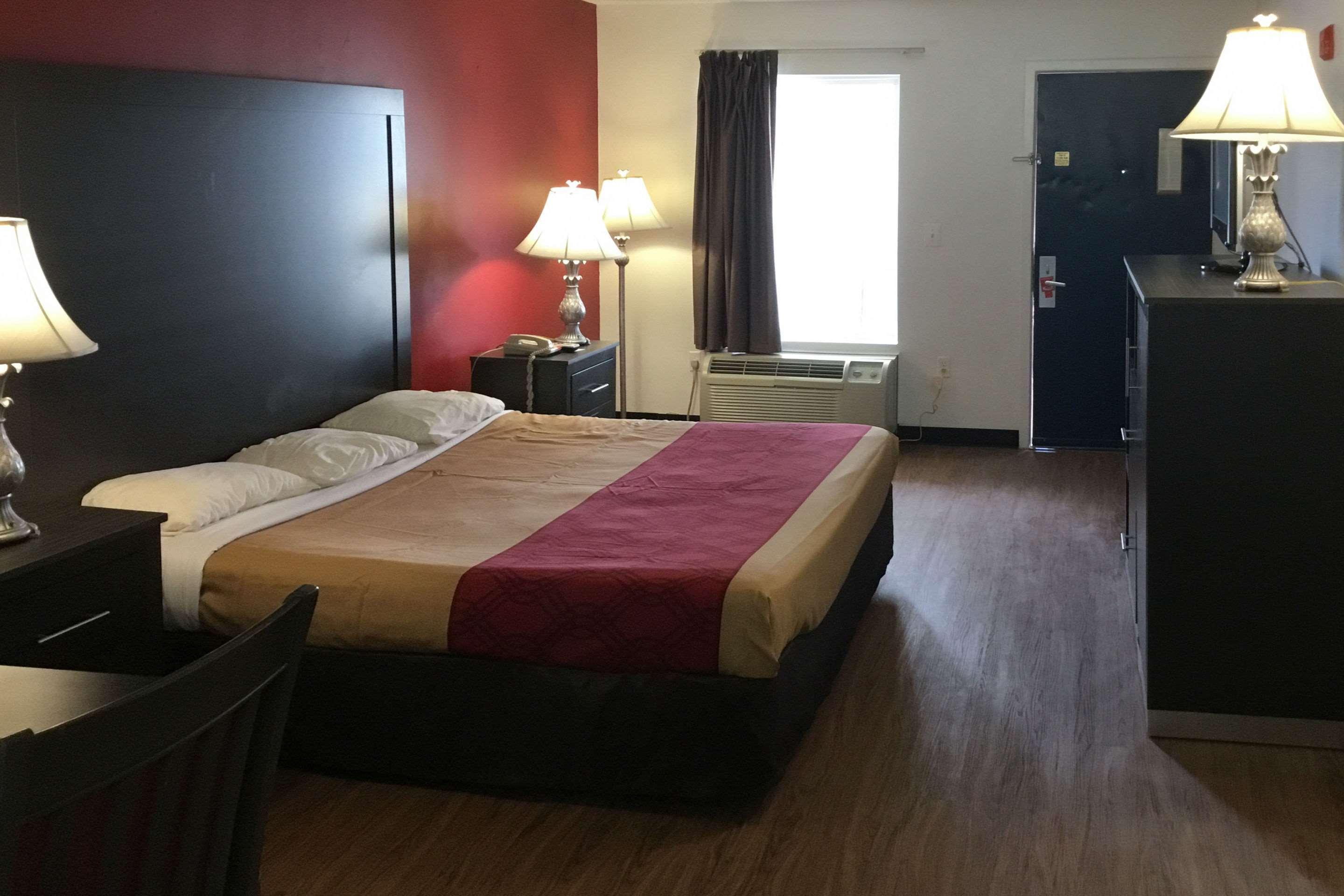 Econo Lodge Ruther Glen Kültér fotó